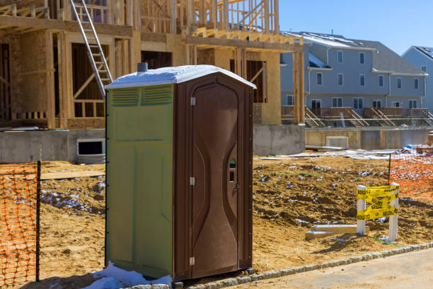 Portable Toilet Options We Offer in Mendota Heights, MN